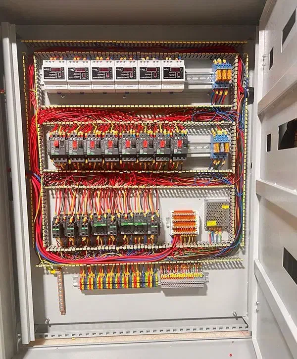 کارگر ساده آقا|استخدام صنعتی، فنی، مهندسی|رباط‌کریم, شهرک صنعتی نصیرآباد|دیوار