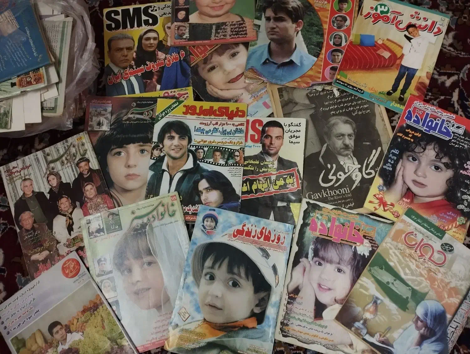 تعدادی مجله ازدهه 80|کتاب و مجله ادبی|کرمان, |دیوار