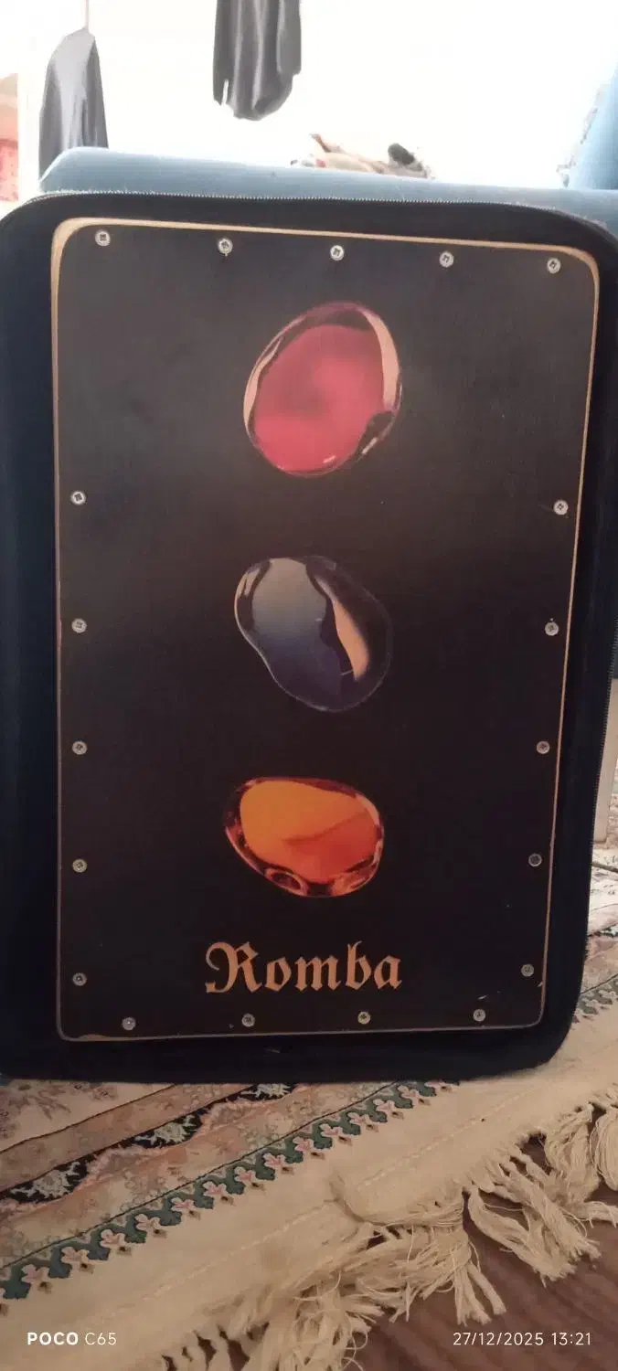 کاخون|درام و پرکاشن|اصفهان, سرچشمه|دیوار