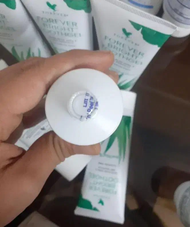 خمیردندان و انواع محصولات فوراور|آرایشی، بهداشتی، درمانی|اصفهان, عسگریه|دیوار