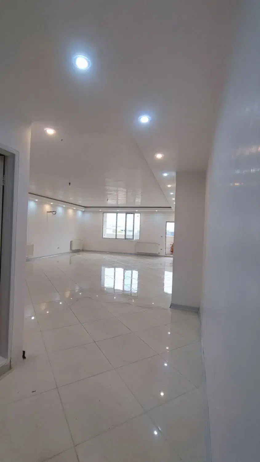 ۲۱۰ متر کلید اول /۳ خواب فول/محدوده چهار راه بانک|اجارهٔ آپارتمان|خرمآباد, |دیوار