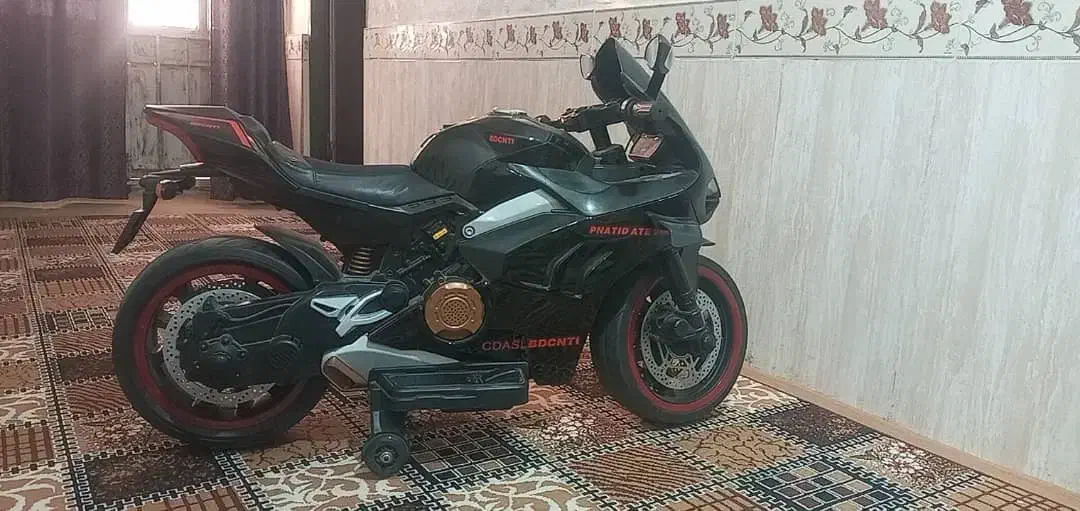 متور سیکلت شارژی در حد صفر|اسباب‌‌بازی|شنبه و طسوج, |دیوار