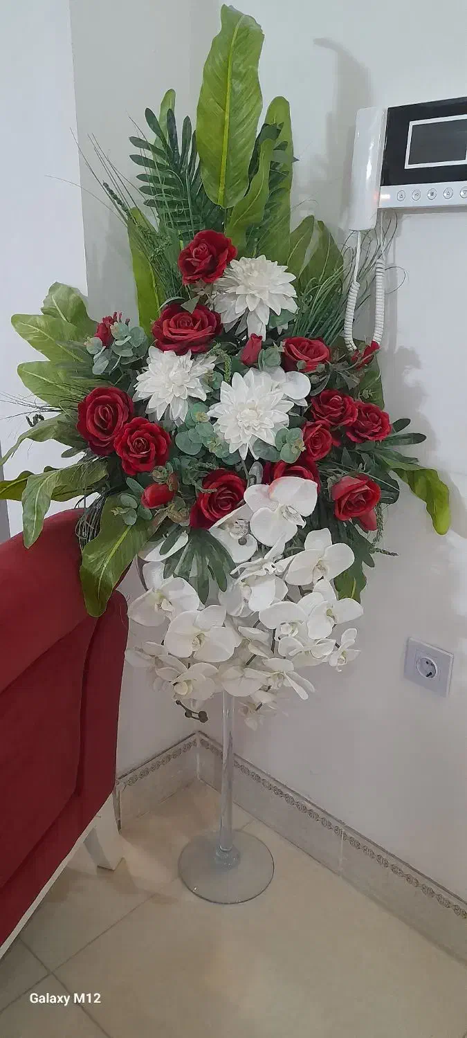 گل ارکیده و رز|گل مصنوعی|قوچان, |دیوار