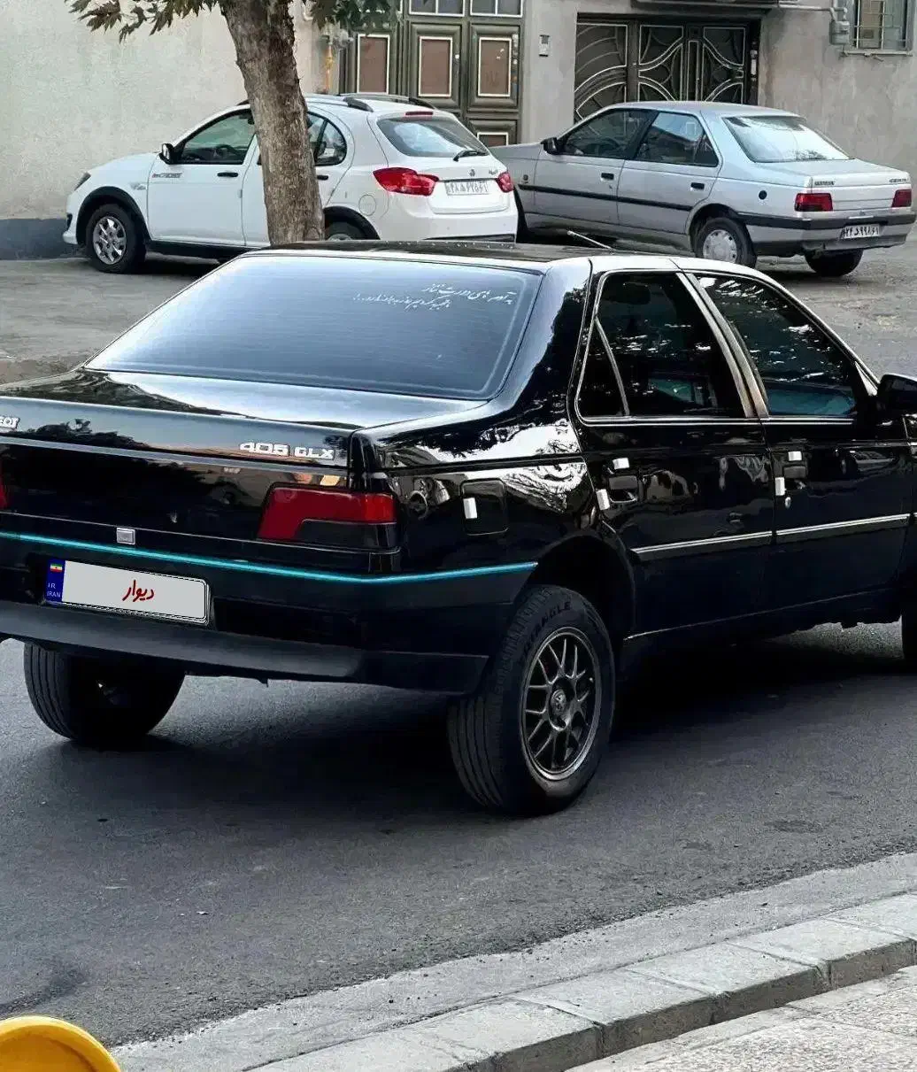 405مدل ۸۳عروسک دوتیکه رنگ شاسی پلم|خودرو سواری و وانت|رشت, یخسازی|دیوار