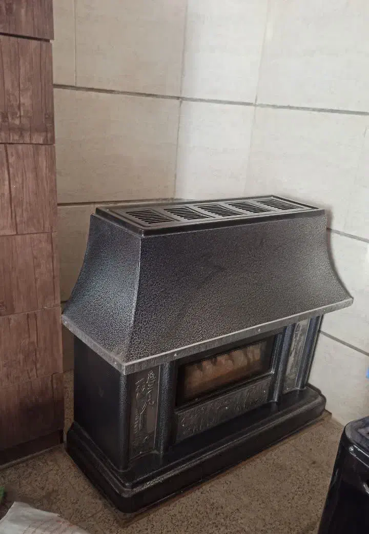 یک عدد بخاری گازی و یک عدد بخاری برقی|بخاری، هیتر، شومینه|تهران, شهرک شریعتی|دیوار