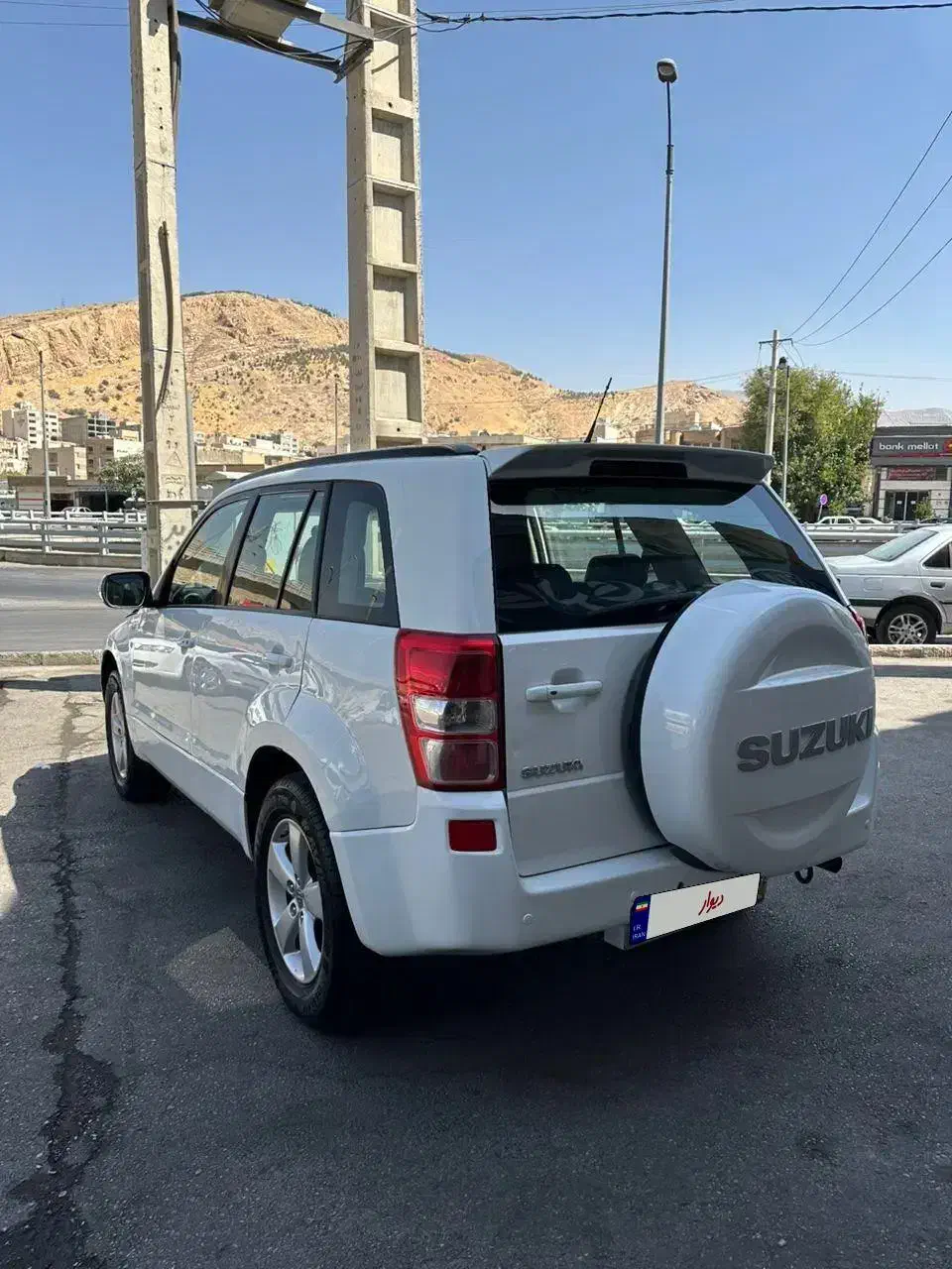 ویتارا اتومات 2400 مدل 89|خودرو سواری و وانت|شیراز, هفت تنان|دیوار