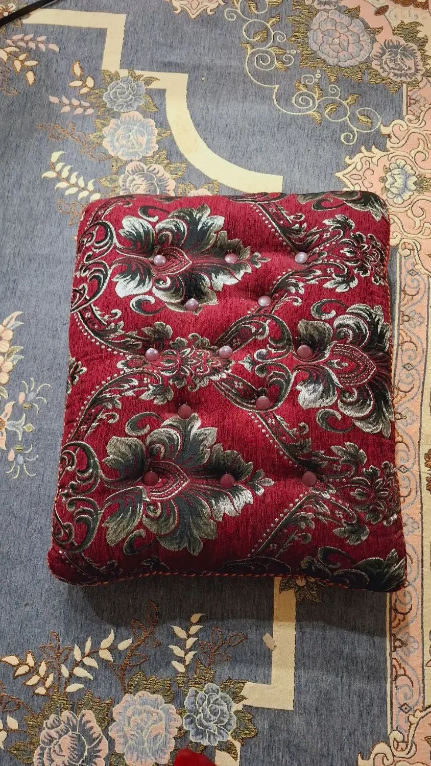 8عدد پشتی نو|پشتی|قم, دروازه ری|دیوار