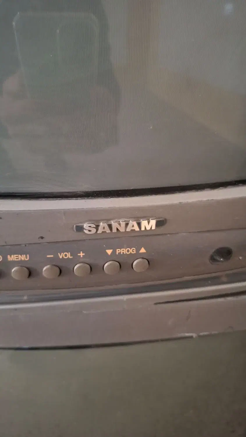 تلویزیون ۱۴رنگی|تلویزیون و پروژکتور|کرج, حصارک پایین|دیوار