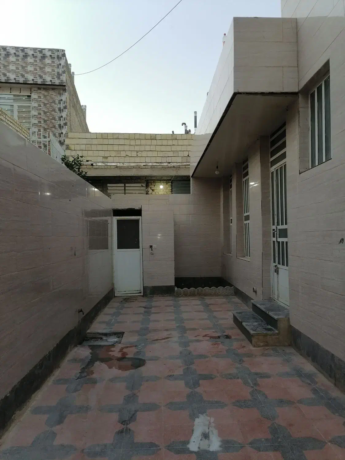 منزل ۱۴۵ متری شاهپور جان|فروش خانه و ویلا|شیراز, شاپورجان|دیوار