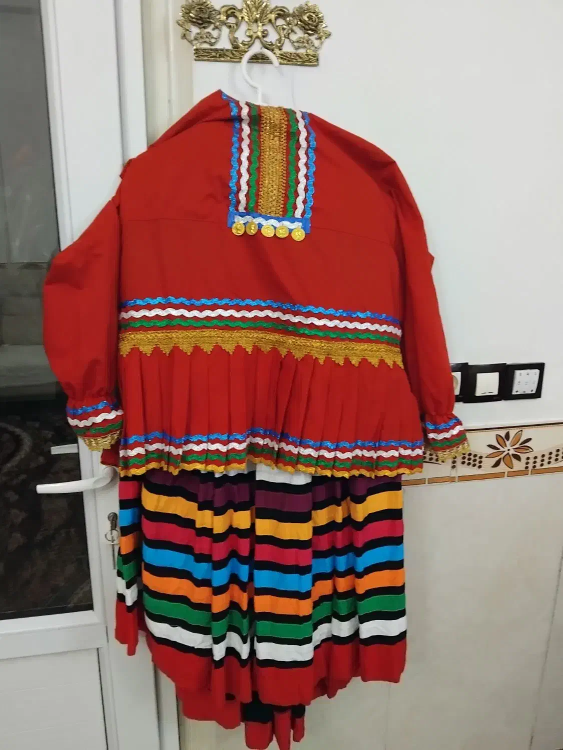 لباس محلی شمالی|لباس|تاکستان, |دیوار