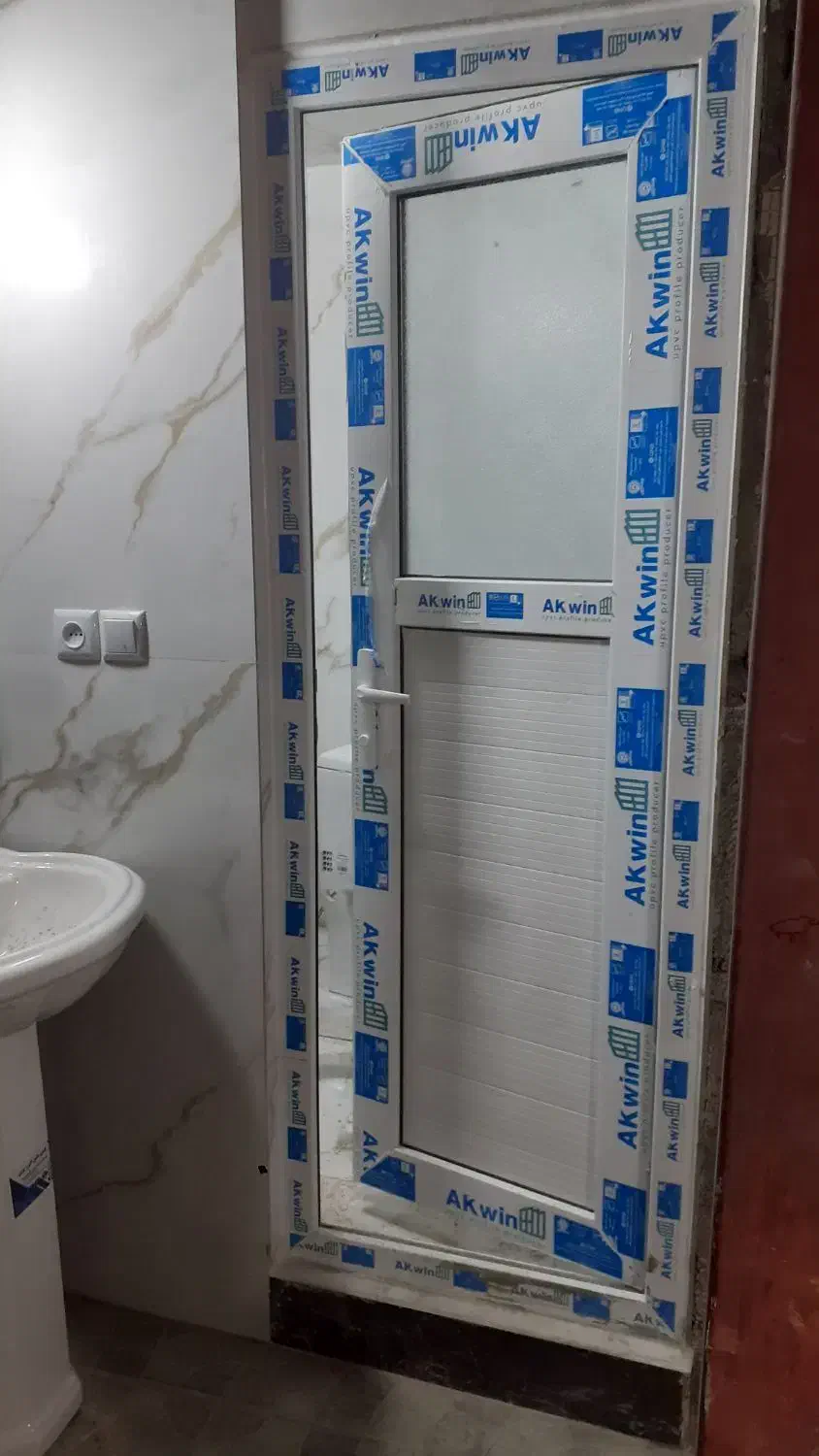 درب پنجره سازی اعتماد با اقساط ۱ساله بدون بهره|خدمات پیشه و مهارت|خوی, |دیوار