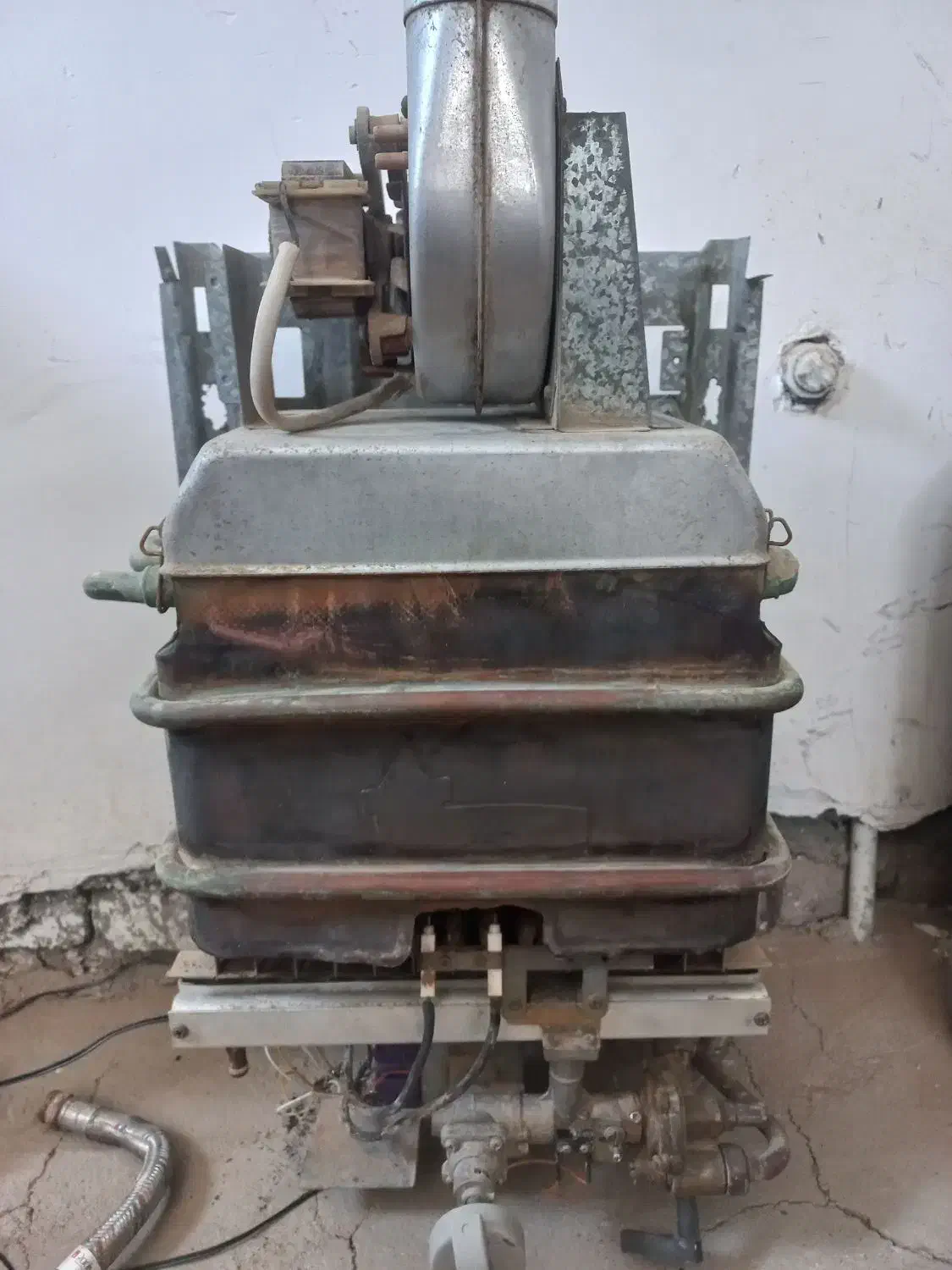 آبگرمکن فن دار|آبگرمکن، پکیج، شوفاژ|زابل, |دیوار