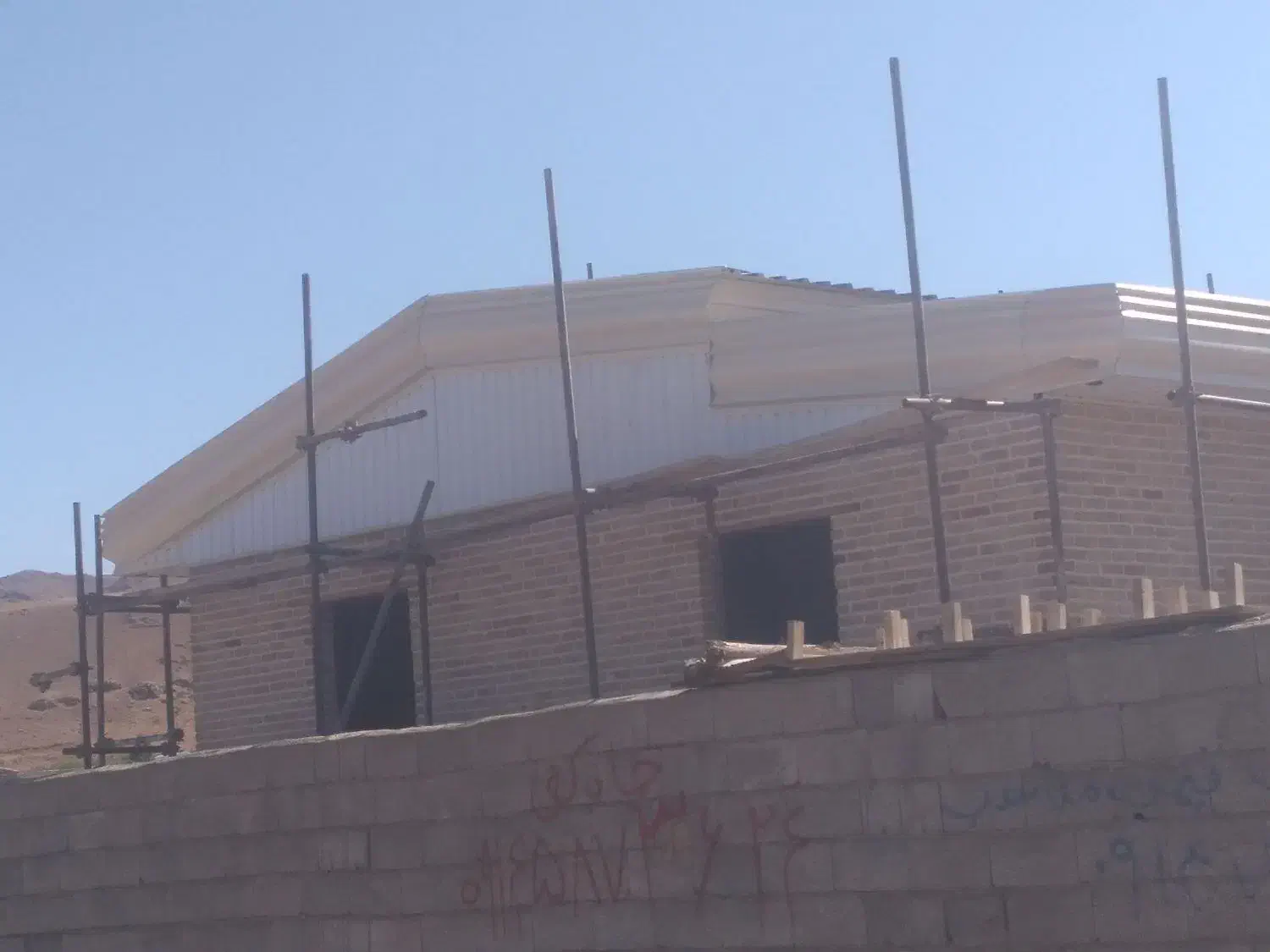 ورق گالوانیزه شیروانی کوبی پانل ساندویج تعمیرتخریب|حراج|تبریز, |دیوار