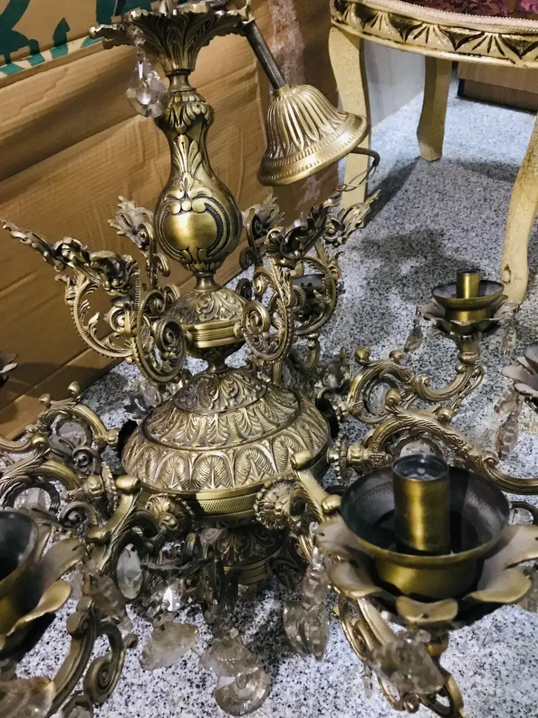 لوستر تمام برنج سنگین با گارانتی ۱۰ساله|لوستر و چراغ آویز|تهران, نظامی گنجوی (توانیر)|دیوار