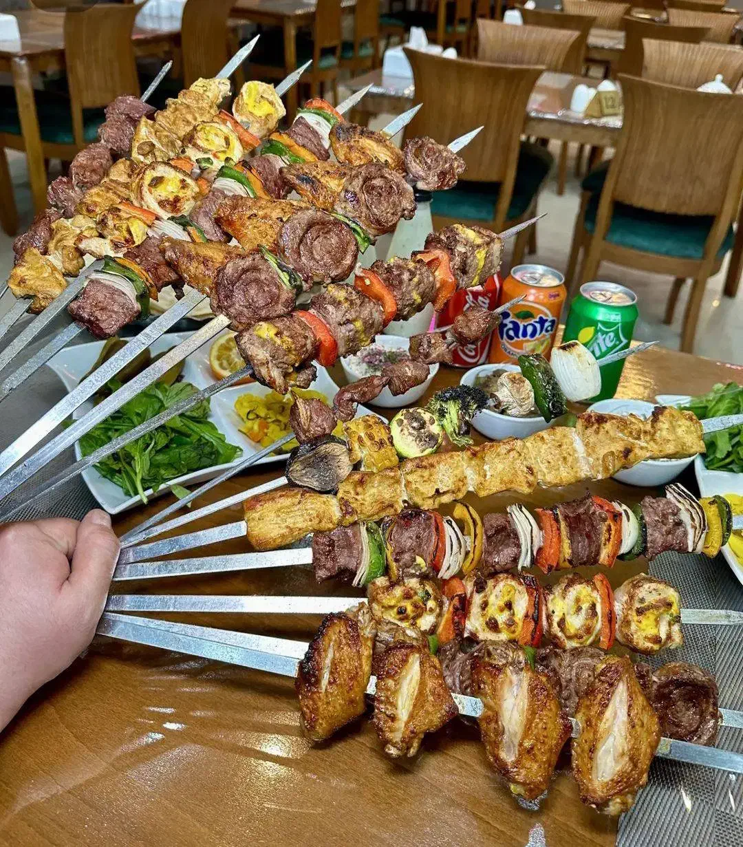 مدیریت یا شراکت در جگرسرای شما|استخدام خدمات فروشگاه و رستوران|تهران, پونک|دیوار