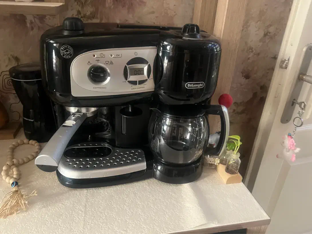 دستگاه اسپرسوساز سه کاره دلونگی اصل|سماور، چای‌ساز، قهوه‌ساز|کرج, دهقان ویلا|دیوار