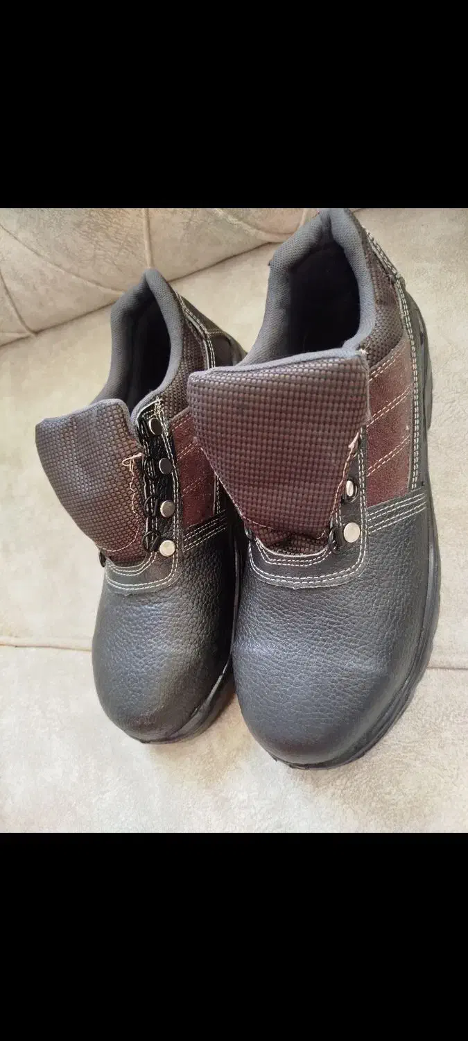 لباس و کفش کار نو|لباس|بناب, |دیوار