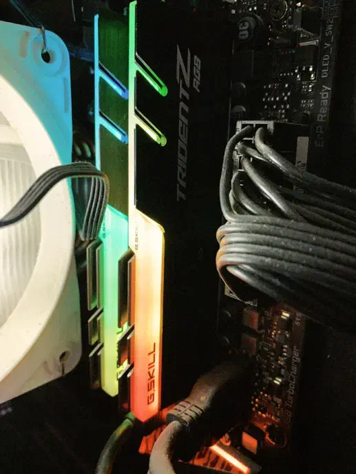 ram GSKILL Trident Z Rgb 16 gb 3200 Mhz dual|قطعات و لوازم جانبی رایانه|گنبد کاووس, |دیوار