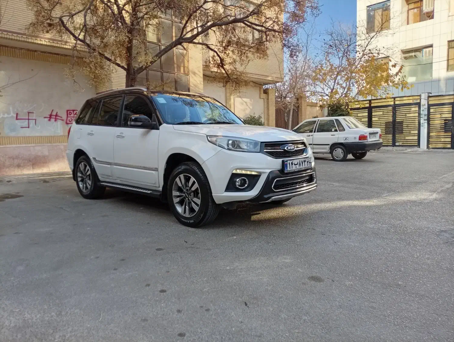 x33 اتومات بسیار تمیز و کم کار|خودرو سواری و وانت|مشهد, سرافرازان|دیوار