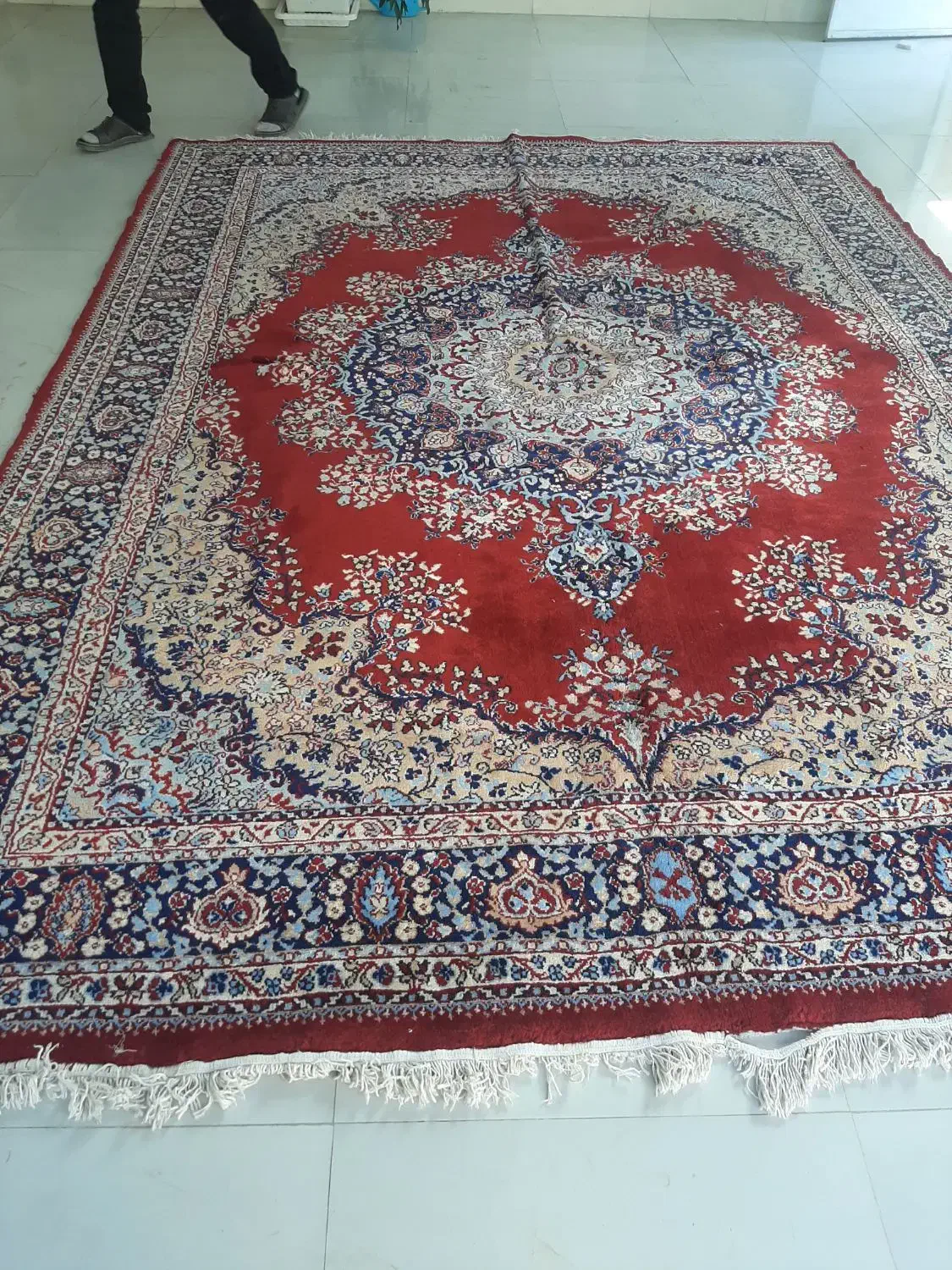 فرش ۹ متری (نمین)|فرش|نمین, |دیوار