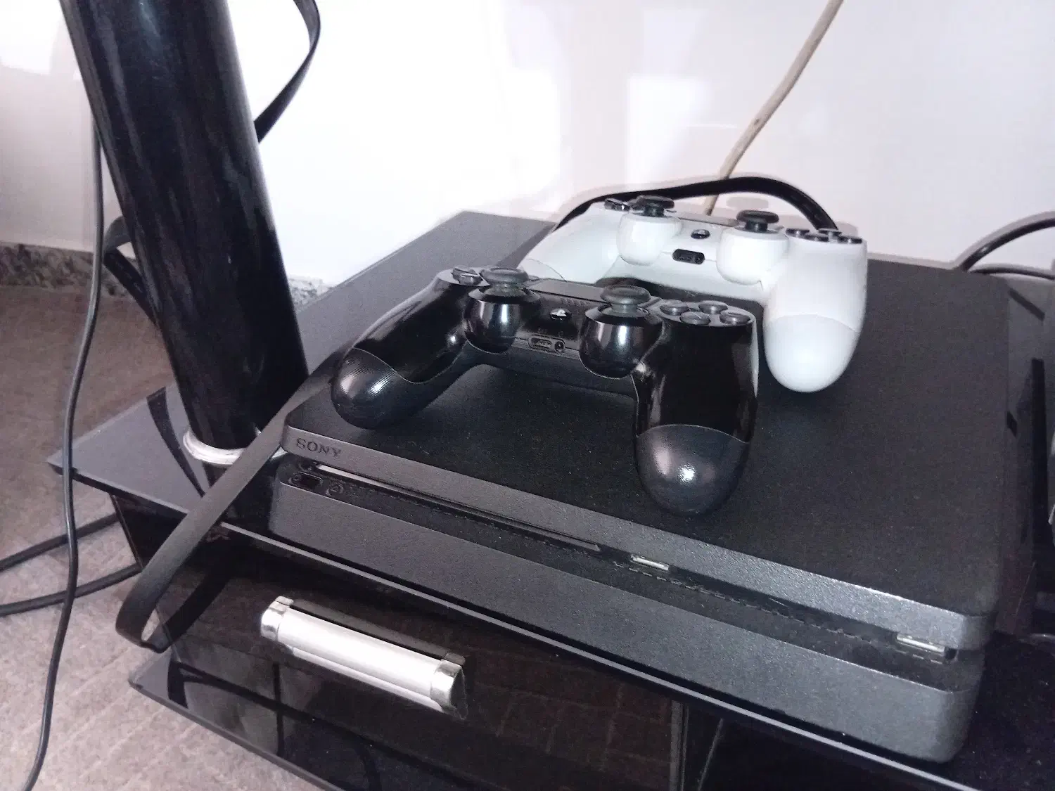 Ps4 اسلیم یک ترا دو دسته کپی خور|کنسول، بازی ویدئویی و آنلاین|همدان, |دیوار