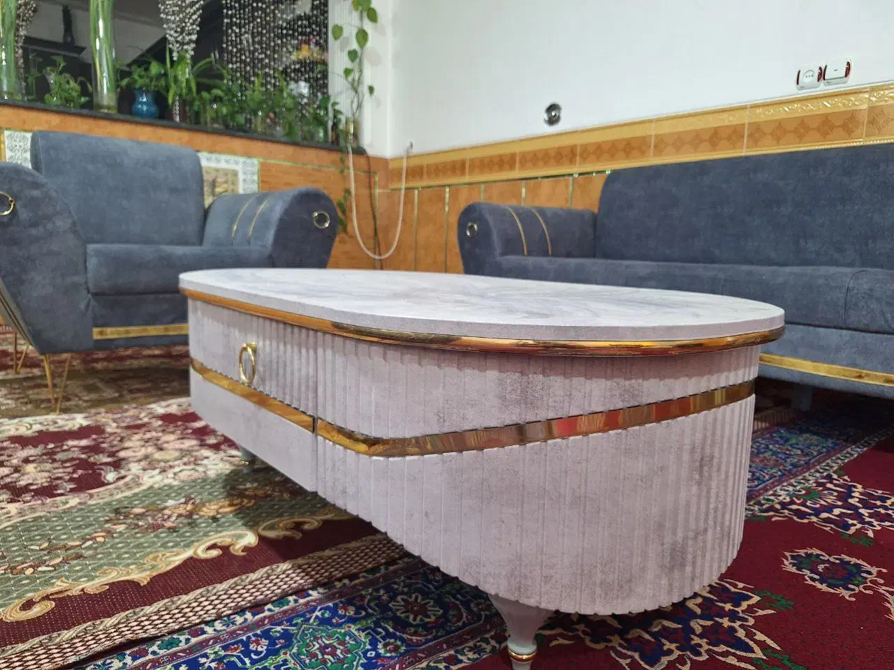 سرویس مبل 6 نفره|مبلمان خانگی و میز عسلی|شیراز, نصر|دیوار