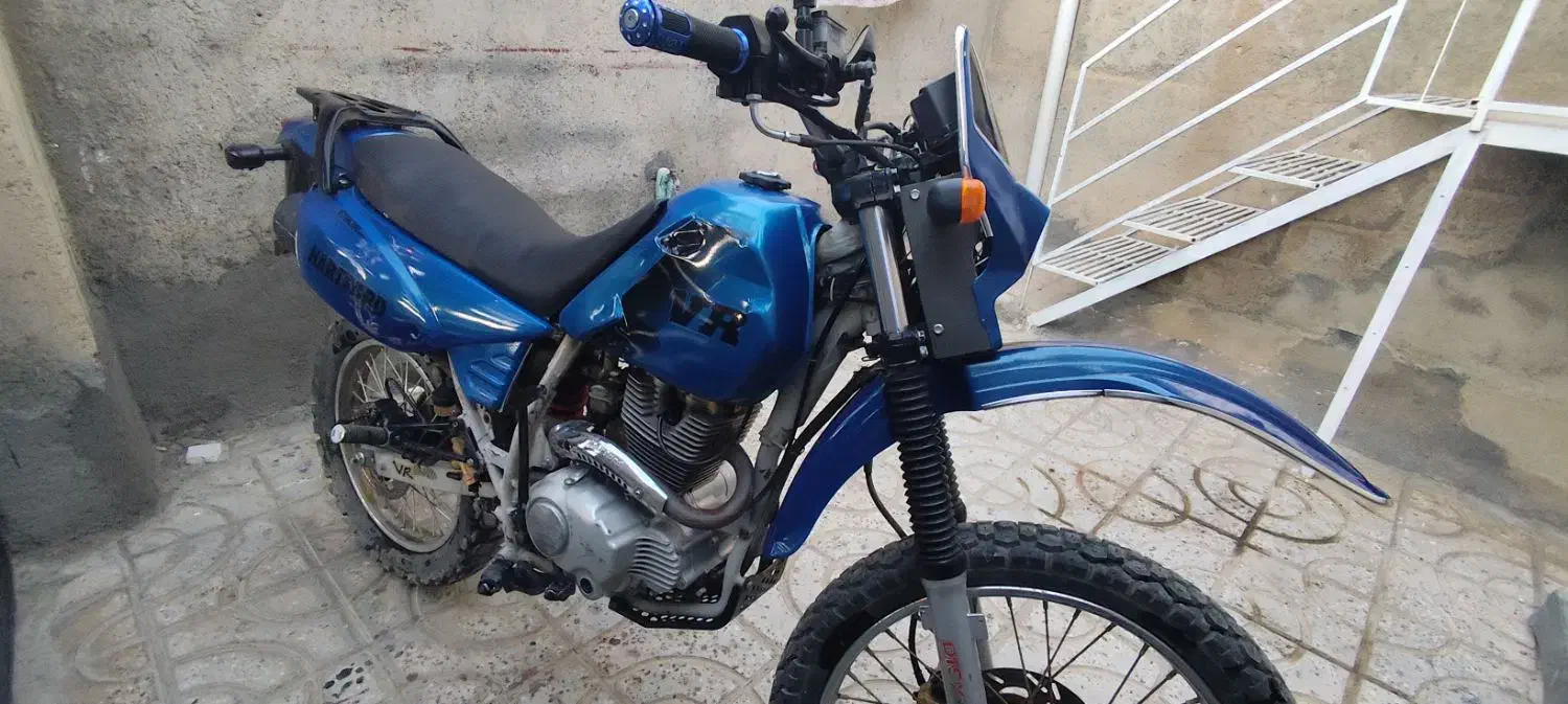 فروش موتر هاتفورد وی آر 200|موتورسیکلت|سنندج, |دیوار