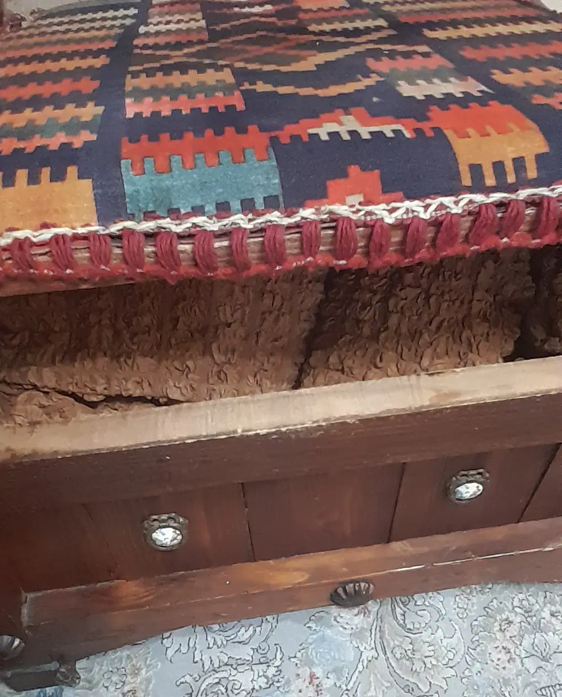 مبل ۷نفره سنتی بسیارزیبا سفارشی ساز|مبلمان خانگی و میز عسلی|ورامین, ورامین|دیوار