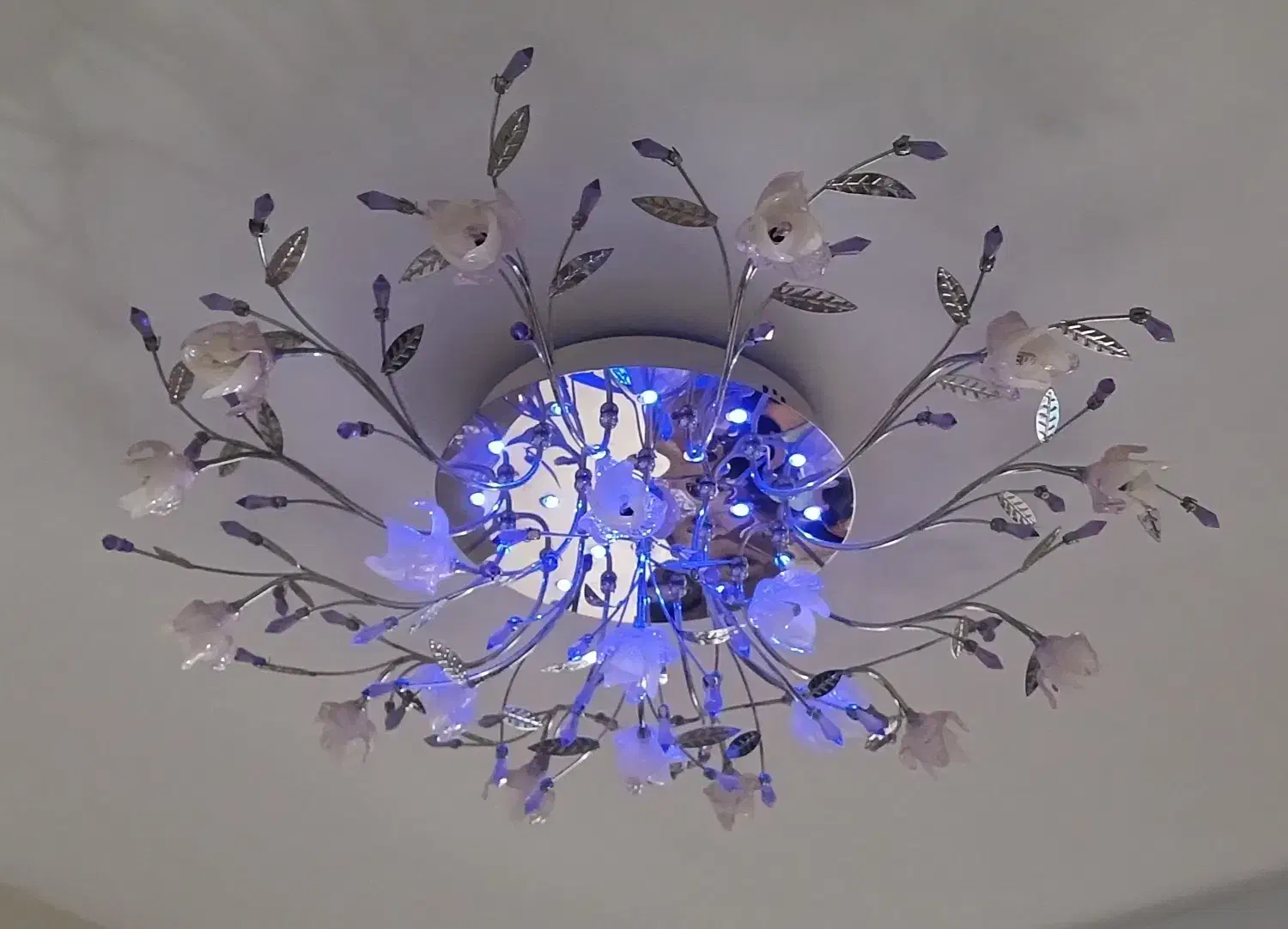 لوستر خارجی با کنترل از راه دور|لوستر و چراغ آویز|تهران, دردشت|دیوار