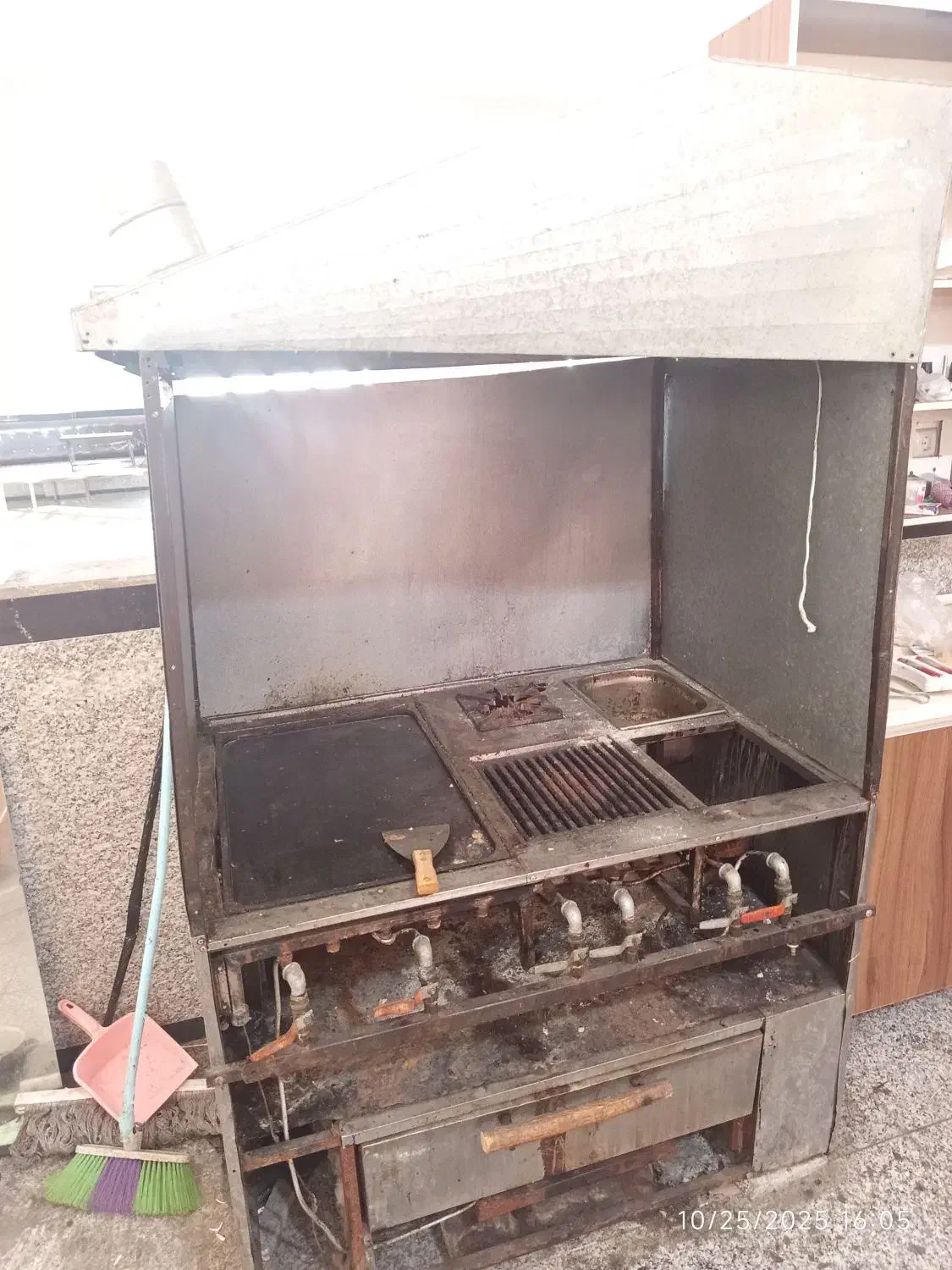 فر ساندویج و پیتزا|کافی‌شاپ و رستوران|اردبیل, |دیوار