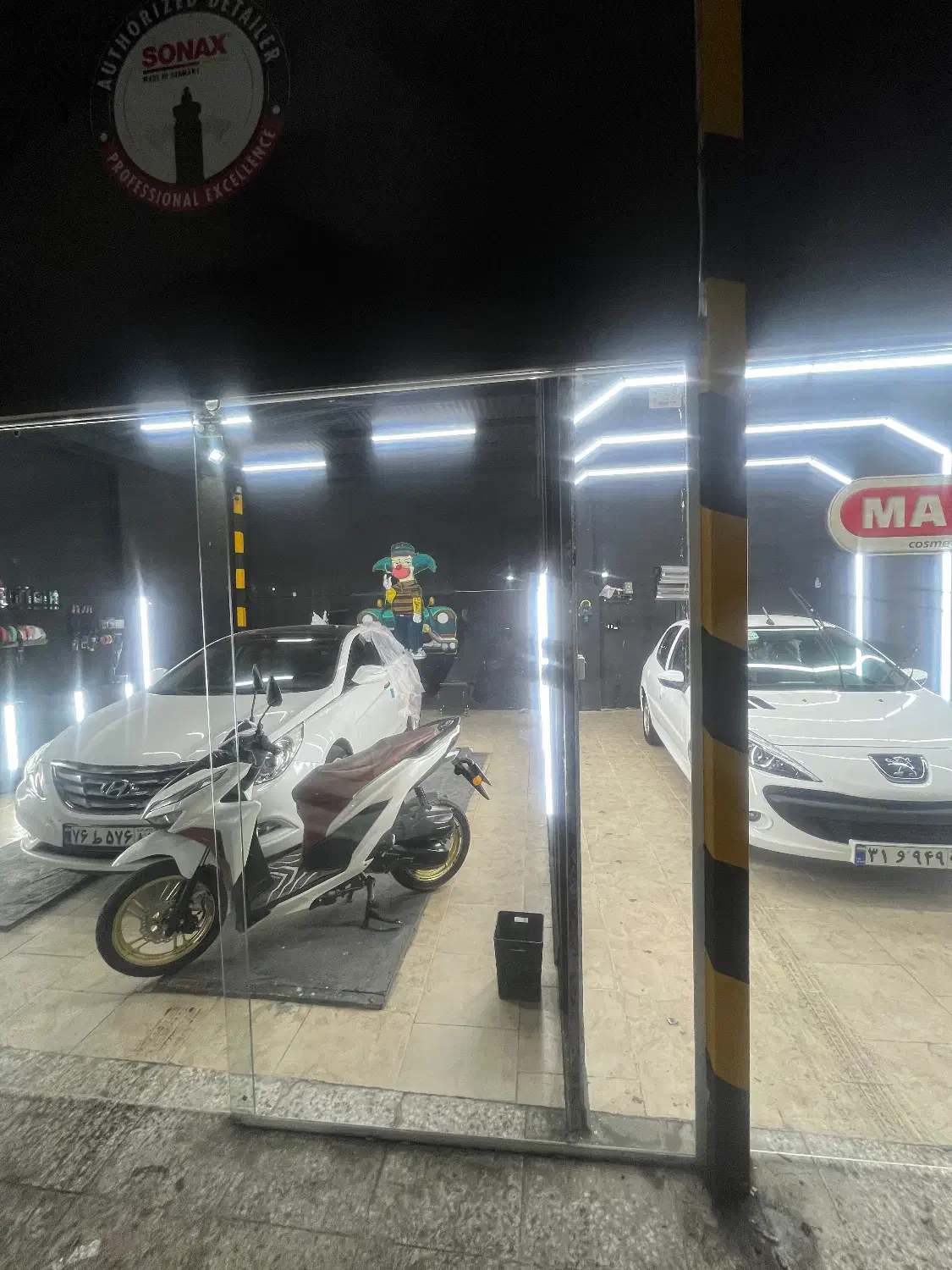 مرکز تخصصی خدمات زیبایی خودرو|خدمات موتور و ماشین|زاهدان, |دیوار