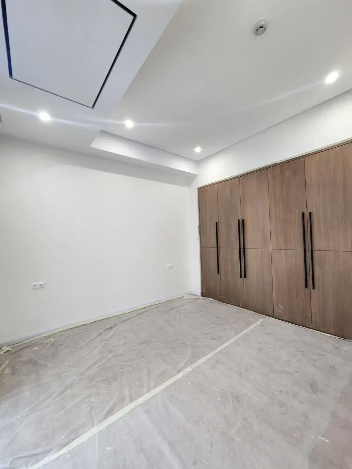 آپارتمان۱۹۰ متر ۳ خواب/ویو کوهستان/بدون مشرف