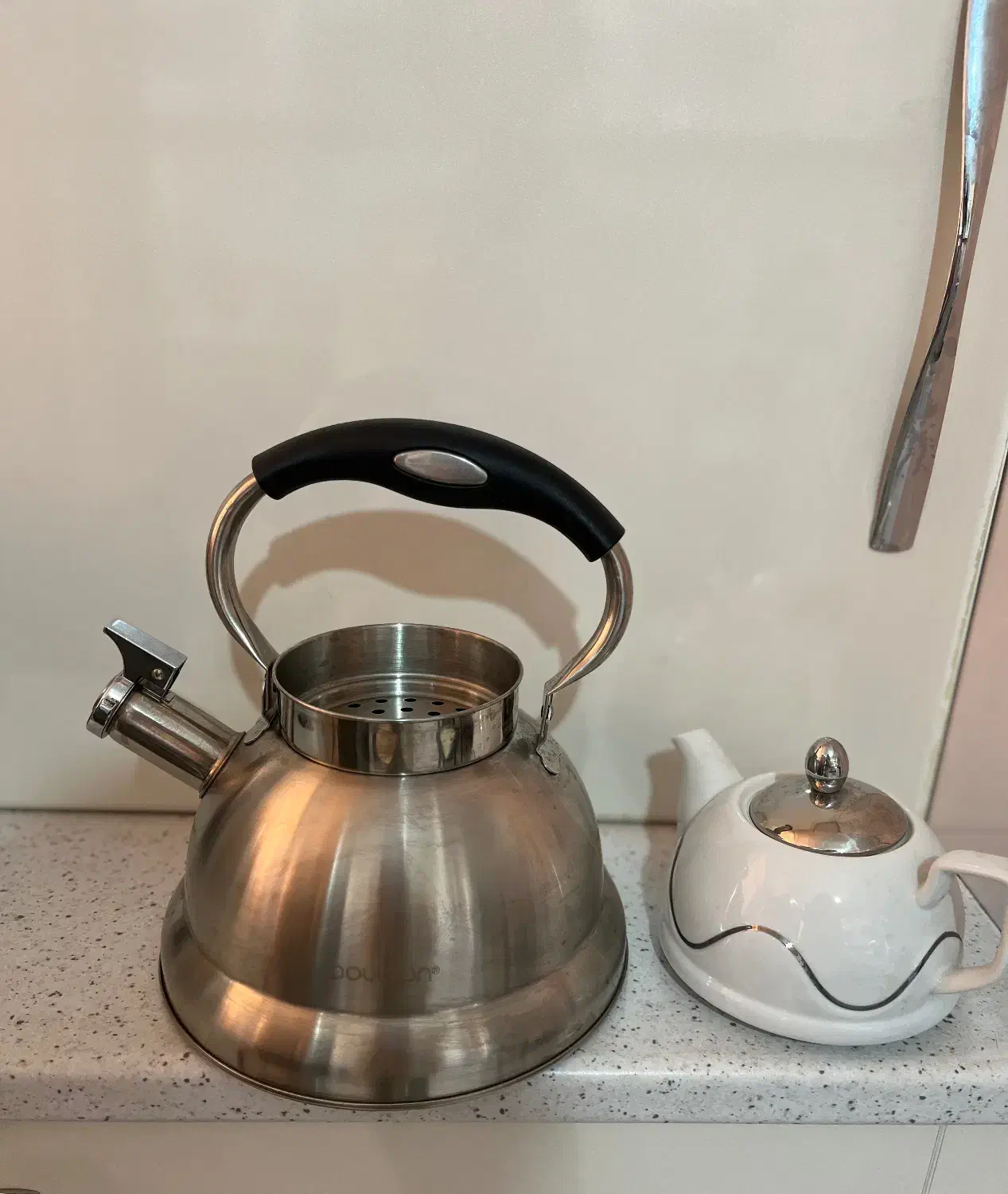 کتری قوری|قوری، کتری، قهوه‌ساز دستی|جلفا, |دیوار