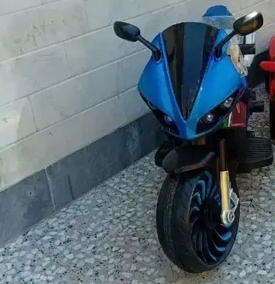 موتور اطاق بزرگ تحمل وزن تا۸۰کیلو|اسباببازی|قم, یزدانشهر|دیوار