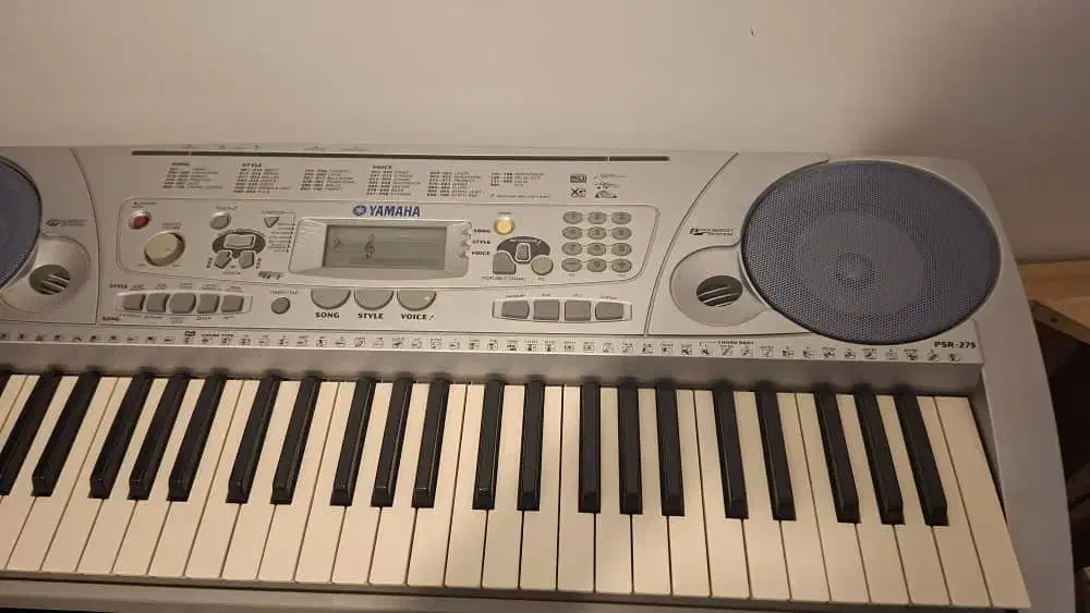 ارگ یاماها yamaha psr275 نوخانگی|پیانو، کیبورد، آکاردئون|کنگاور, |دیوار