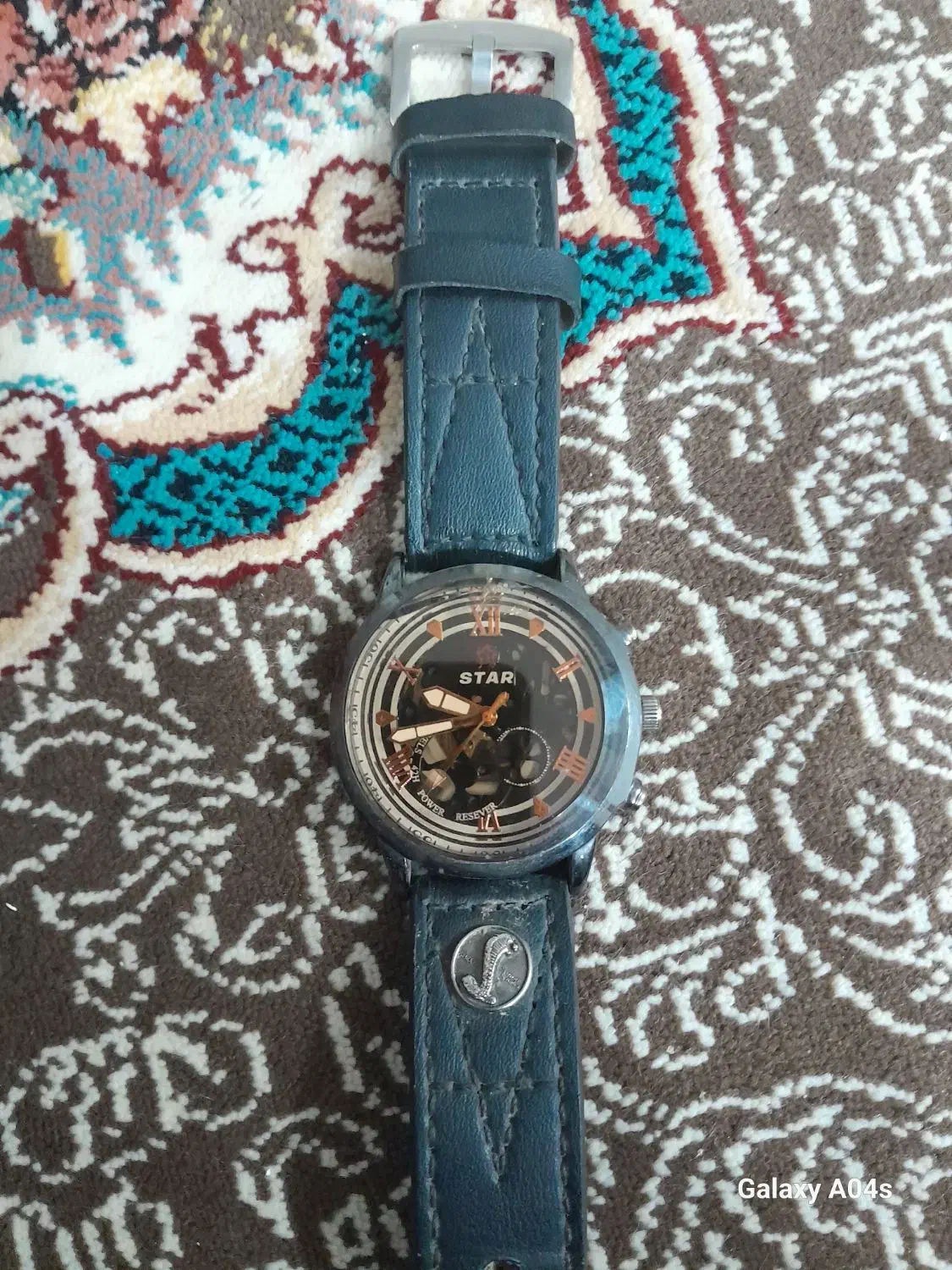 ساعت مچی|ساعت|نیشابور, خط کاشمر|دیوار