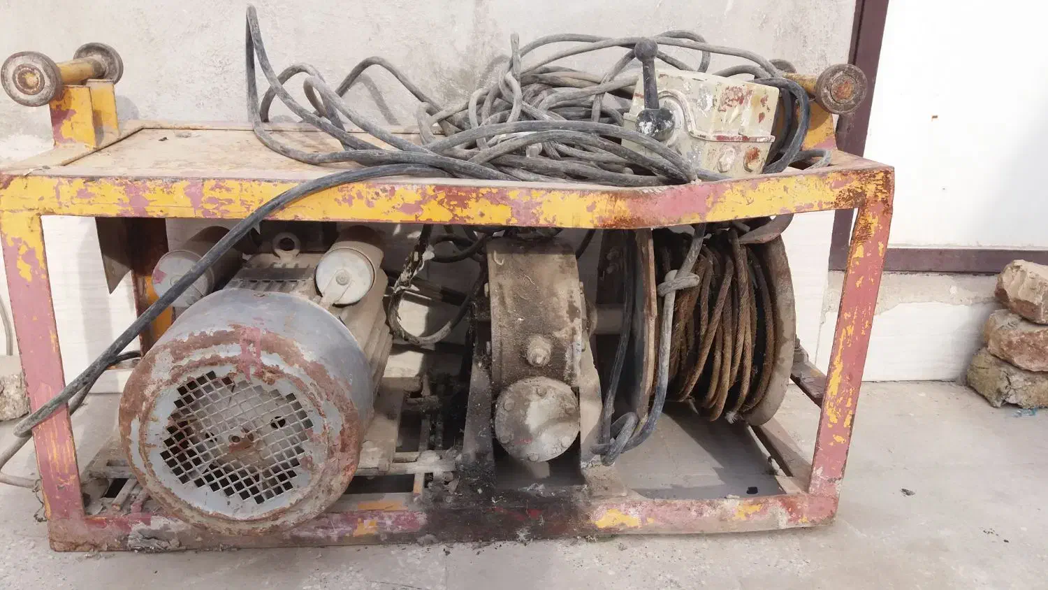 بالابر ساختمانی|مصالح و تجهیزات ساختمان|اسلامشهر, شهرک مفیدی|دیوار