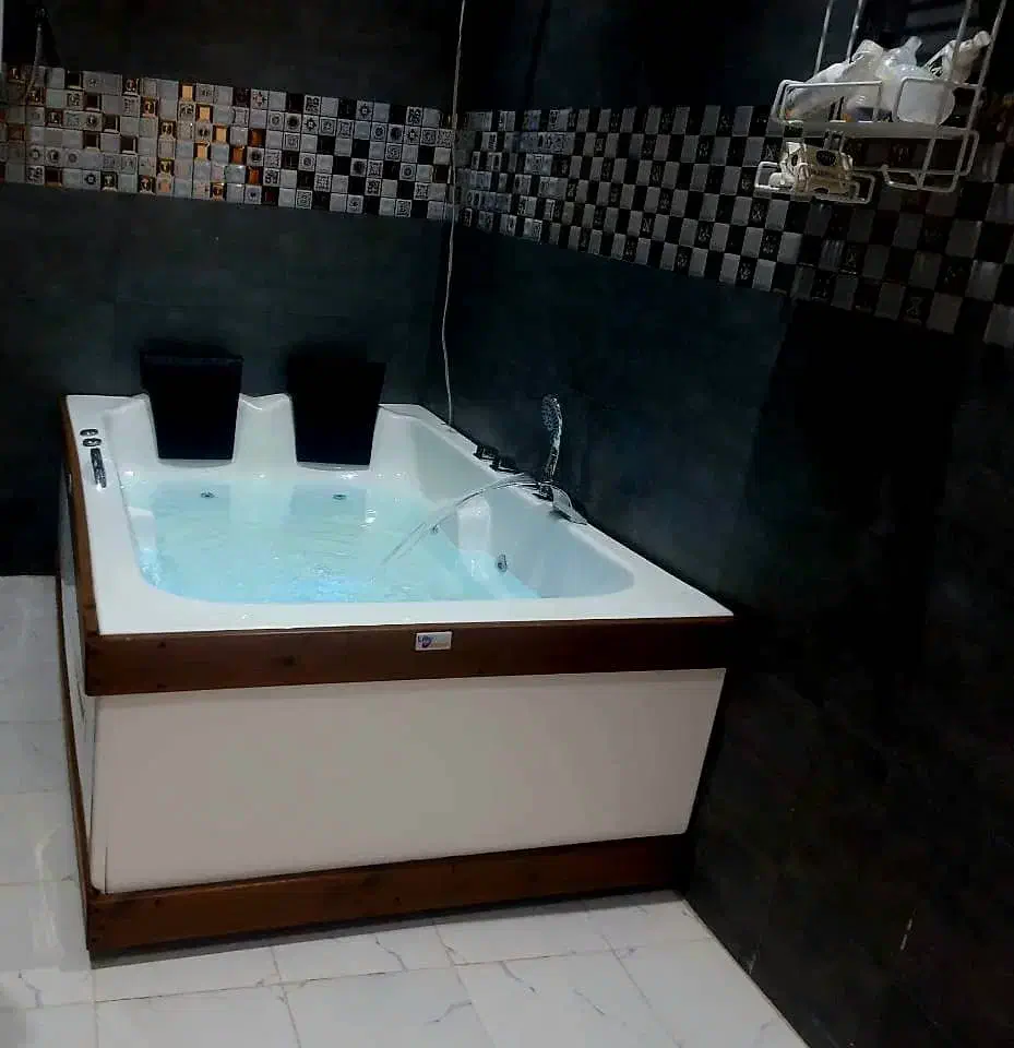 ویلا باغ 500 متر 200 بنا در مهرآباد رودهن|فروش خانه و ویلا|رودهن, |دیوار