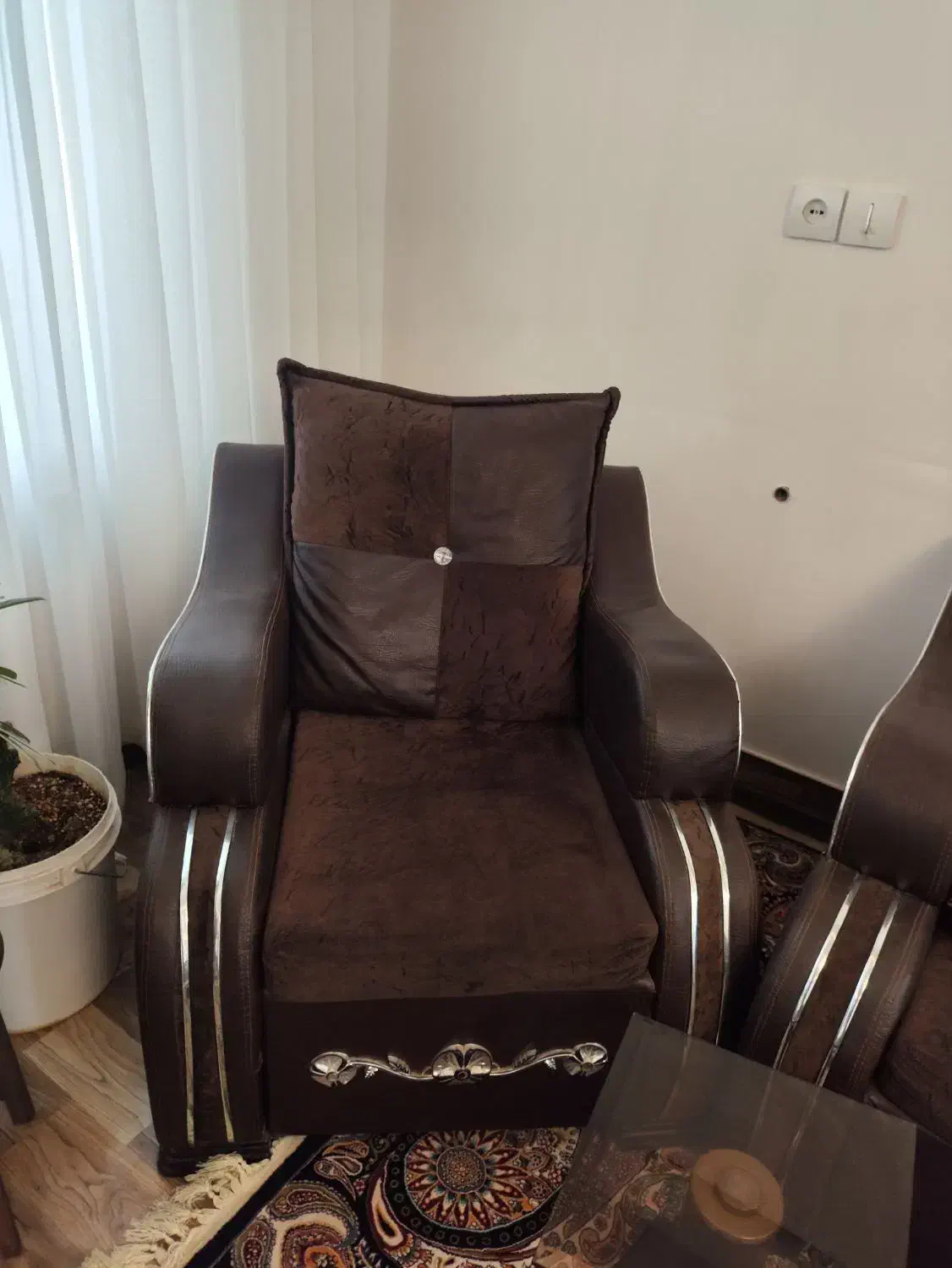 مبل راحتی چرمی|مبلمان خانگی و میز عسلی|نظرآباد, نظرآباد|دیوار