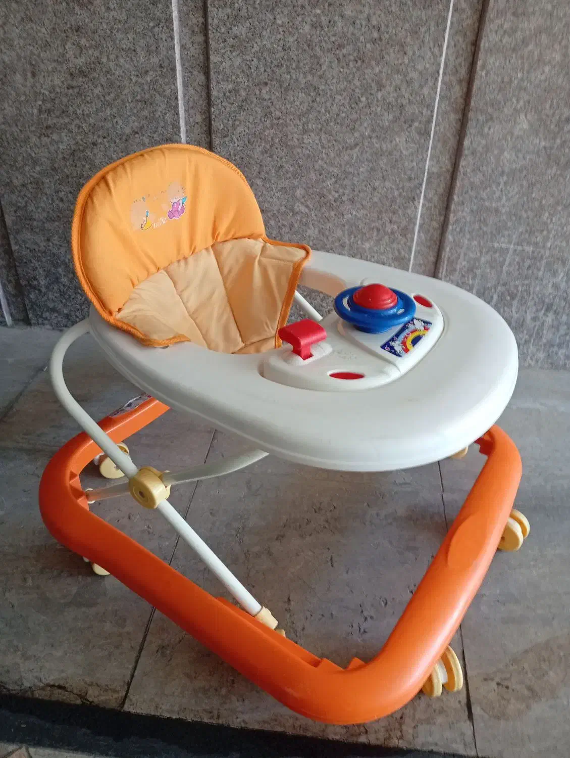 روروک بچه|کالسکه و لوازم جانبی|شیراز, نیایش|دیوار