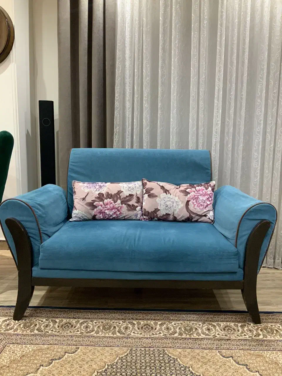 مبل راحتی+ میز عسلی زیر قیمت|مبلمان خانگی و میز عسلی|رشت, دیلمان|دیوار