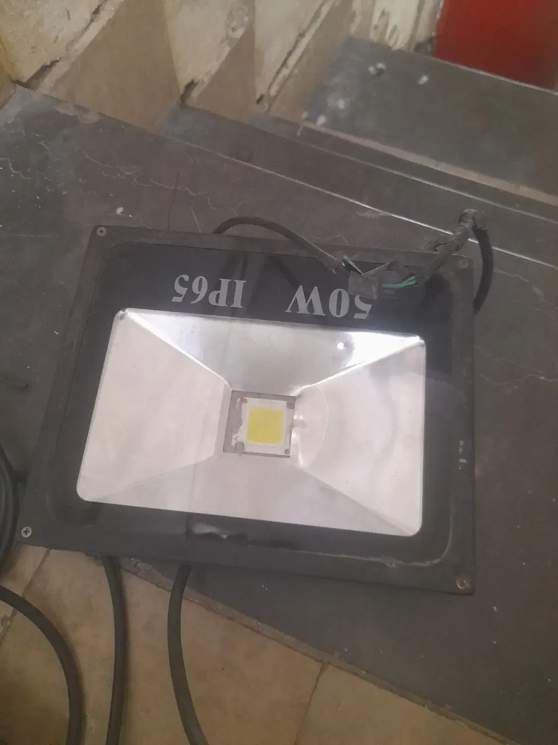 دوتا پرژکتور سالم نور بالا|تلویزیون و پروژکتور|خرمآباد, |دیوار