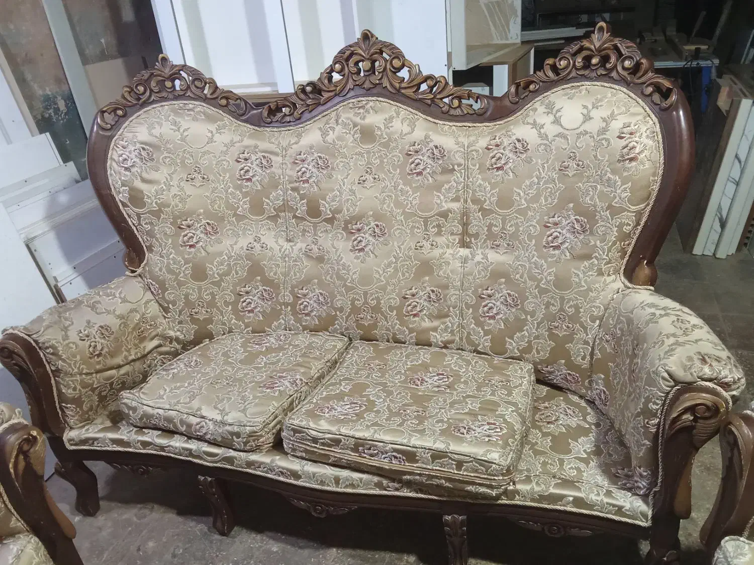 مبل دست دوم و کلاف|مبلمان خانگی و میز عسلی|بومهن, |دیوار