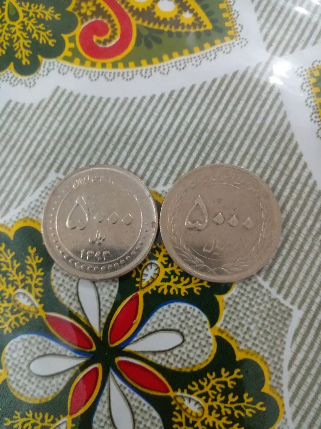 ۵۰۰  ۳ ارول|کلکسیون سکه، تمبر، اسکناس|رشت, لاکان|دیوار