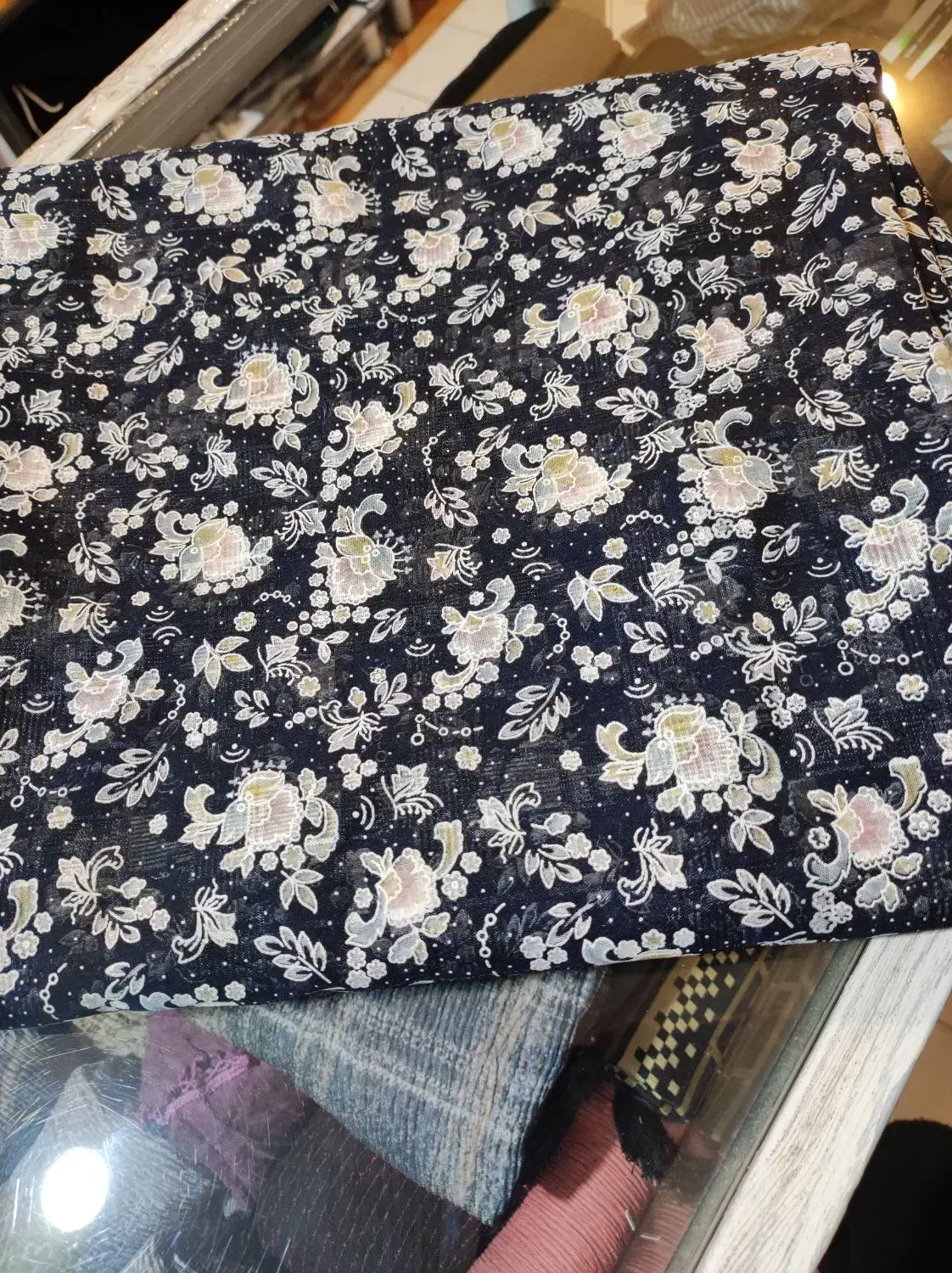 چادر نماز|لباس|کرمانشاه, |دیوار