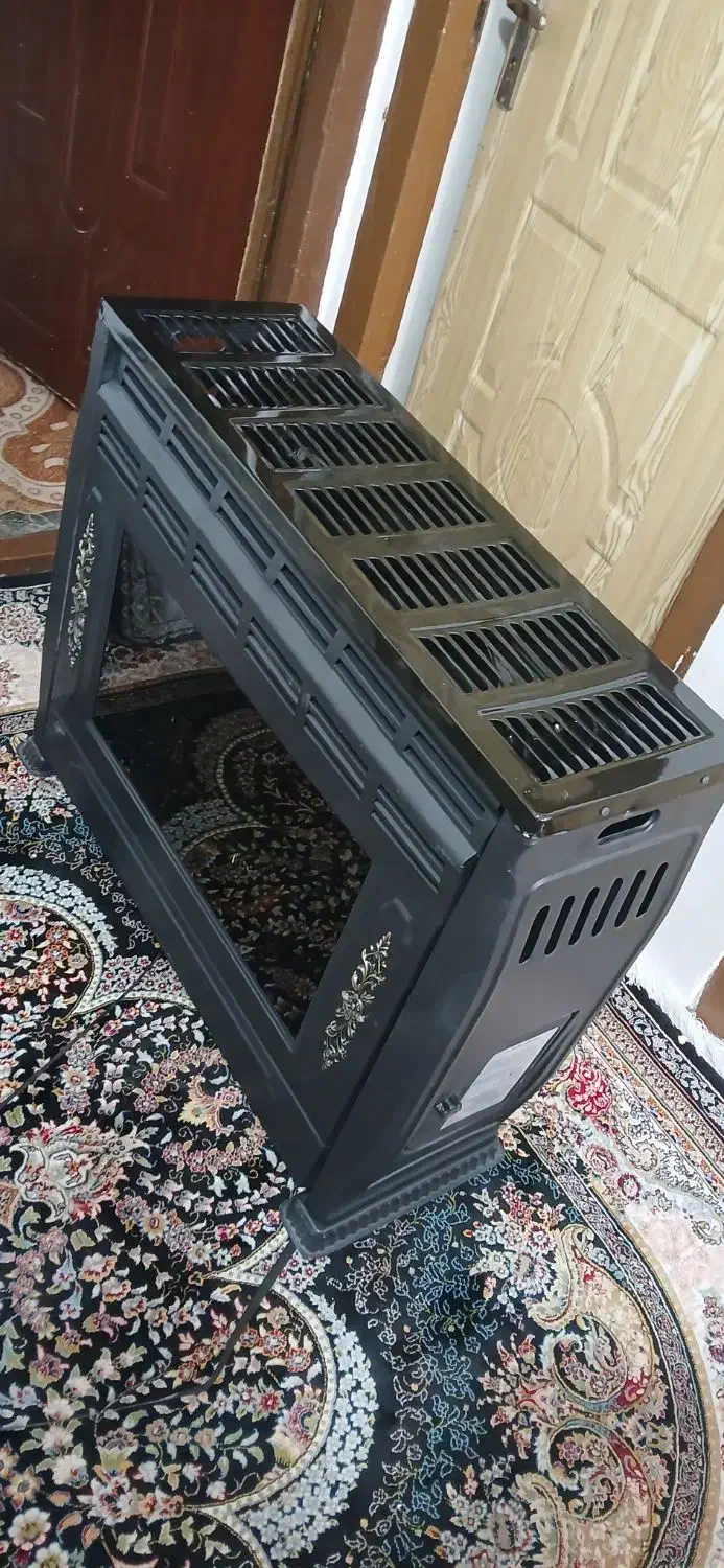 بخاری مشکی نو|بخاری، هیتر، شومینه|خلخال, |دیوار