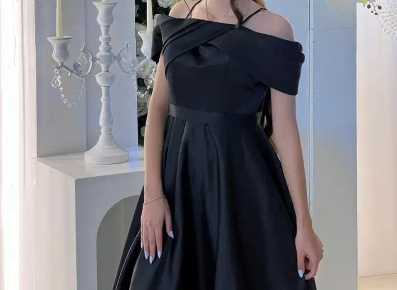 لباس مجلسی|لباس|لاهیجان, امیرشهید|دیوار