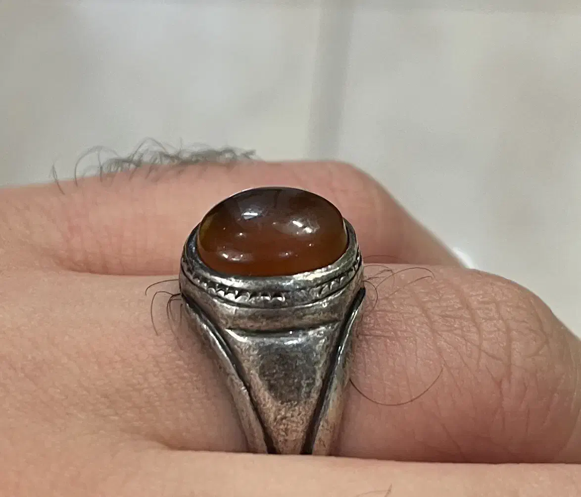 انگشتر نقره عقیق سرخ یمن کهنه با حرز داخل رکاب|جواهرات|تهران, خواجه نظام الملک|دیوار