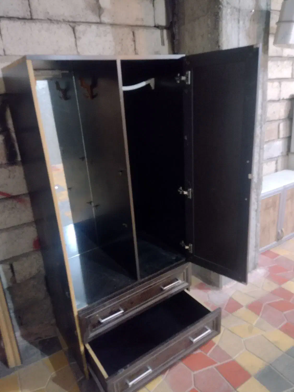 کمد|جاکفشی، کمد، دراور|مشگین شهر, |دیوار