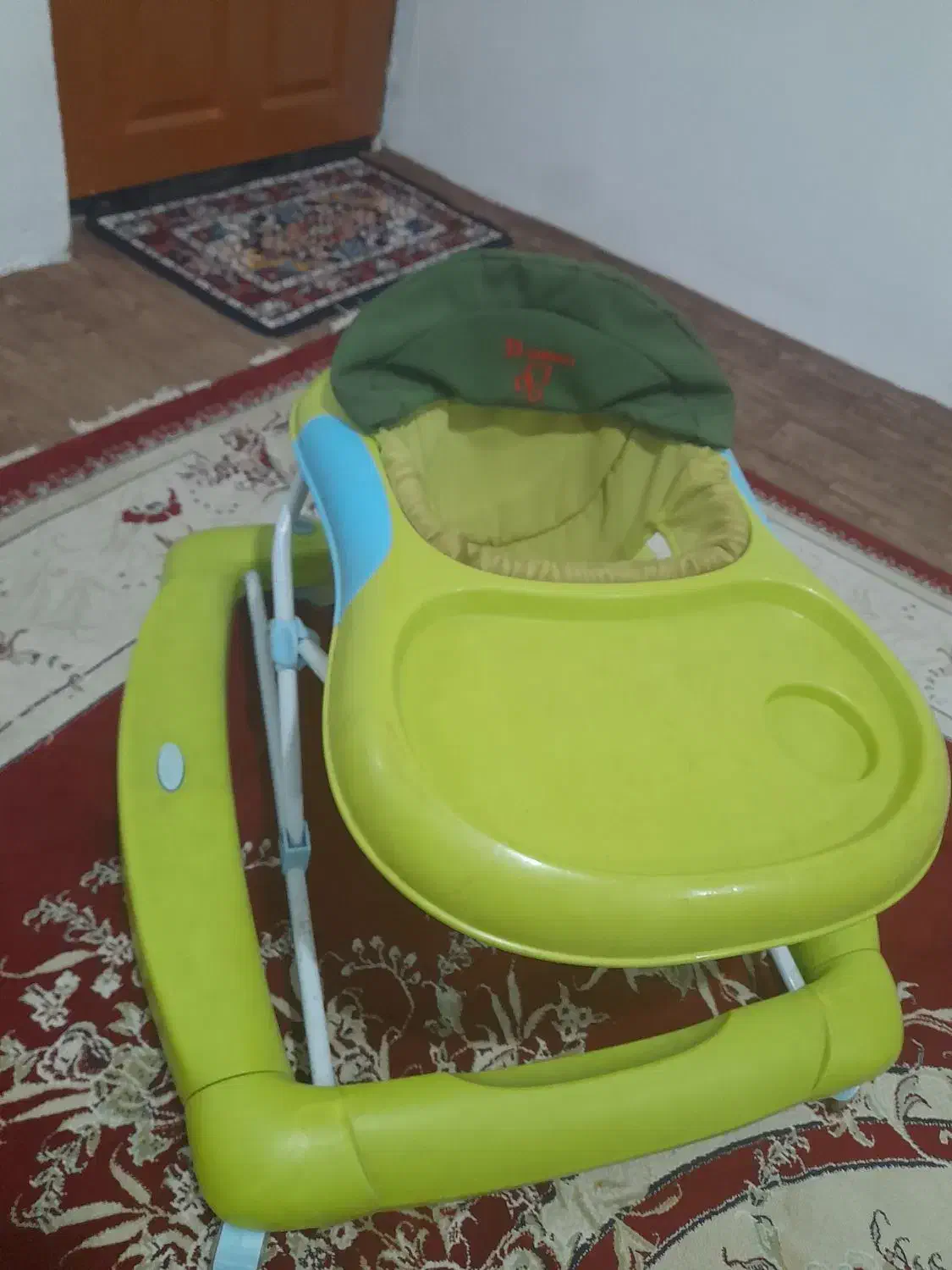 روروئک سالم|کالسکه و لوازم جانبی|رشت, یخسازی|دیوار